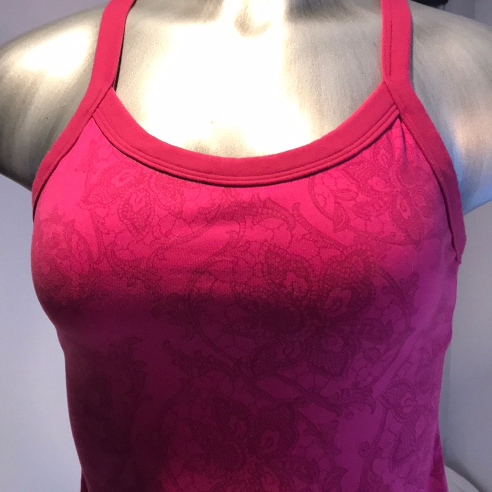 Lululemon - Picture 6 of 7
